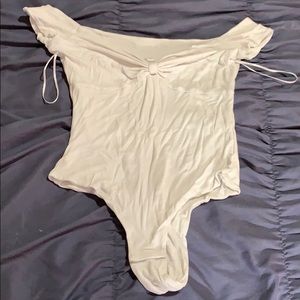 Kittenish Off the shoulder Bodysuit